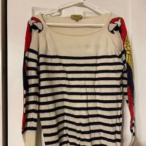 Parrot sweater size S/M